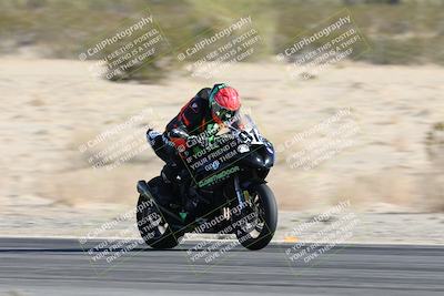 media/Dec-07-2025-CVMA (Sun) [[3e7d2de5dc]]/Race 8-Middleweight Shootout/